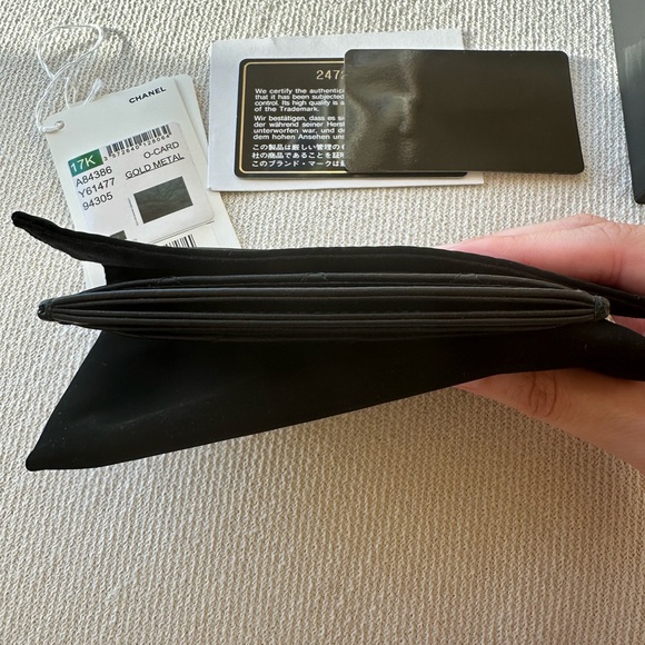 CHANEL Gabrielle card holder black - Picture 10 of 10
